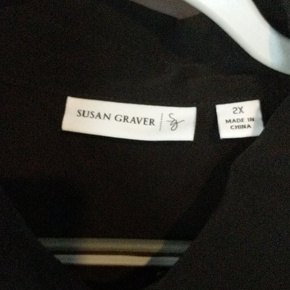 Susan graver woman's black shirt with gold buttons - Picture 2 of 6